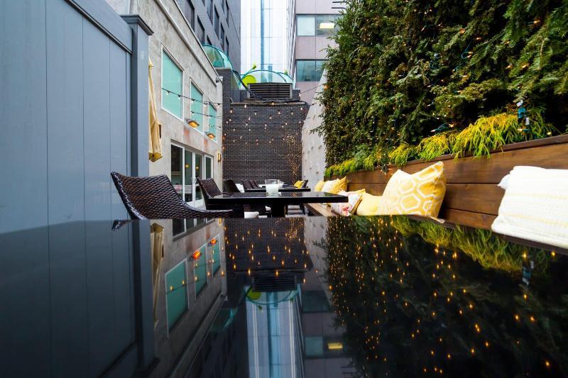 Concorde Hotel New York City Exterior photo